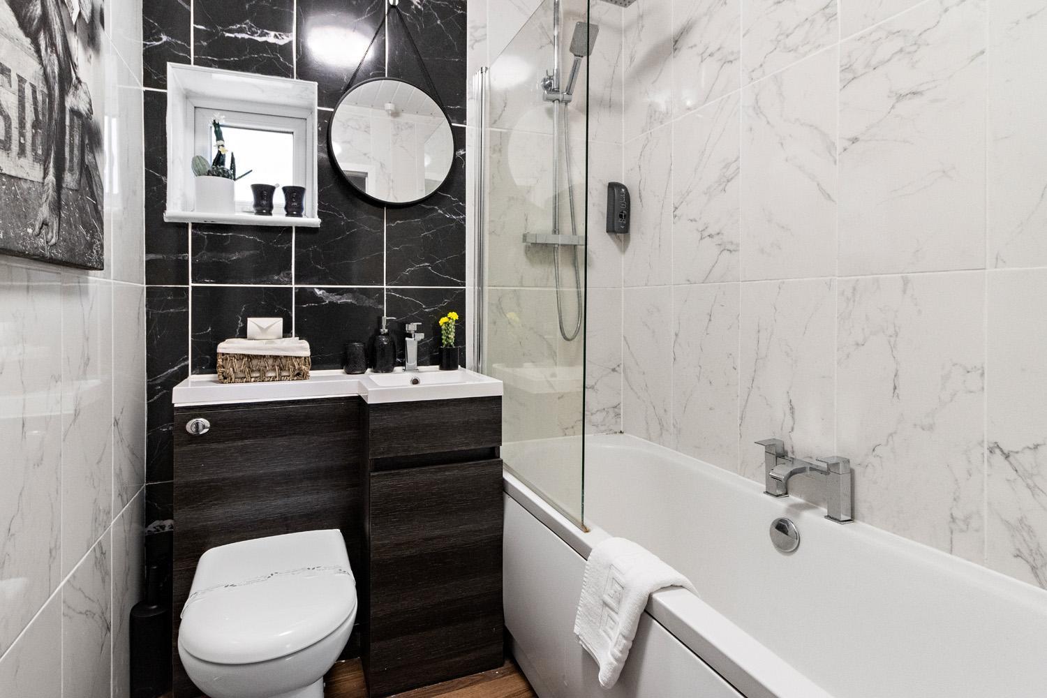 Stylish 2 Bed Apartment Near Beach, Parking, Wifi, Netflix Тинмут Экстерьер фото