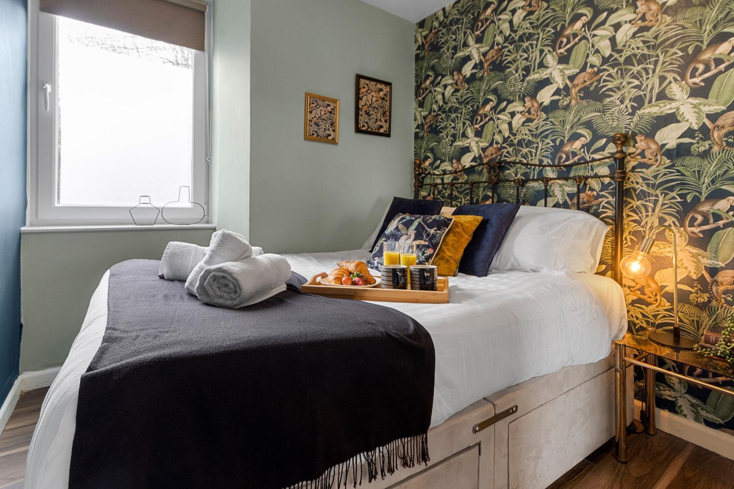 Stylish 2 Bed Apartment Near Beach, Parking, Wifi, Netflix Тинмут Экстерьер фото